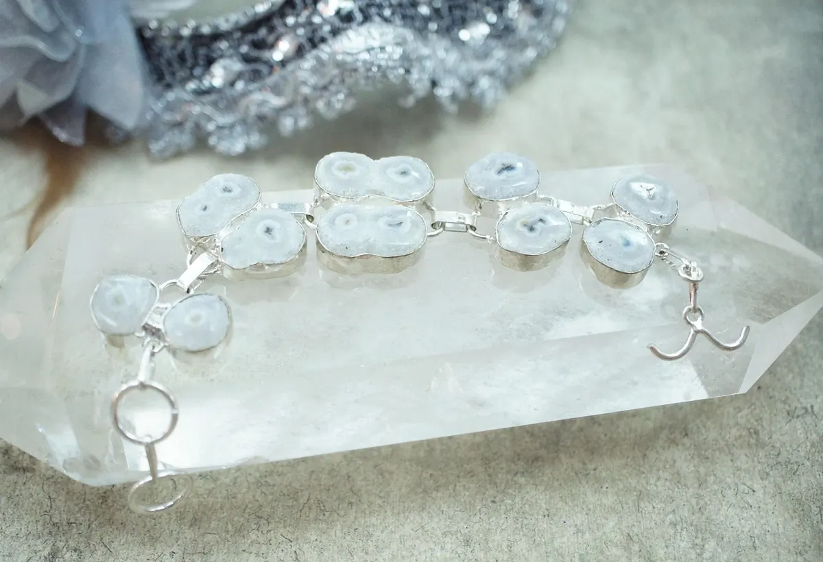 A Beginner's Guide to Gemstone Hardness and Everyday Jewellery Wear